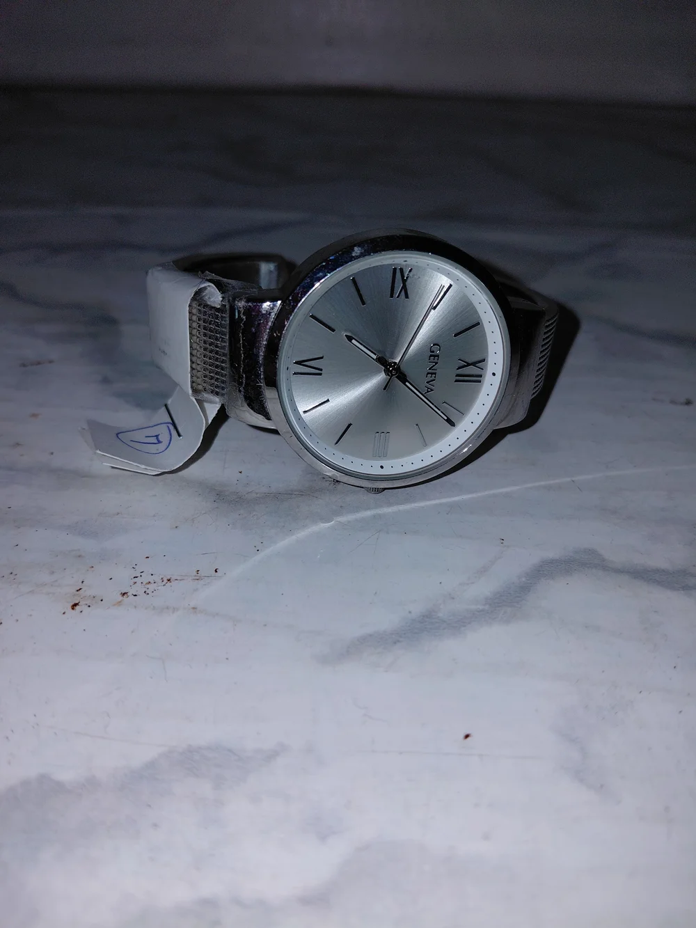 Geneva Men's Silver Dial White Band Casual Watch